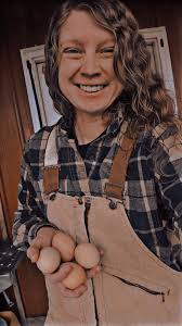 Turkeys and chickens have arrived to the ranch