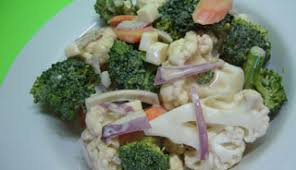 Salade De Brocoli Et Chou Fleur Recettes Du Quebec