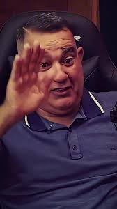 Castro Zoando o Tenente: Momentos Engraçados do Podcast