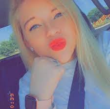 Lisa Brigman's Instagram, Twitter & Facebook