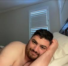 Hello 👋 My name's Daniel, I'm 30 from Adelaide, Australia. I'm looking for  guys to talk to and connect with, of any age. Feel free to get in touch if  you want