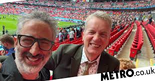 The name frank skinner has over 85 birth records, 29 death records, 29 criminal/court records, 253 address records, 35 phone records and more. David Baddiel And Frank Skinner Reunited In England Vs Germany Eminetra New Zealand
