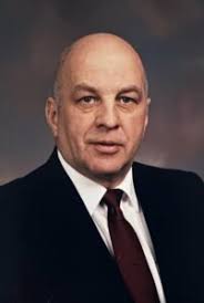 In memoriam: Robert 'Bob' MacFarland