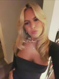 Purr Queen Slay: Embrace Your Inner Confidence