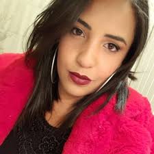 Daniela Souza Silva (@danih_souza)