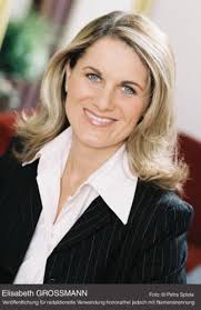 Liebe Kindergarten- und HortpädagogInnen! Liebe KinderbetreuerInnen! Der  Grundstein eines erfolgreichen Bildungssystems sind qu