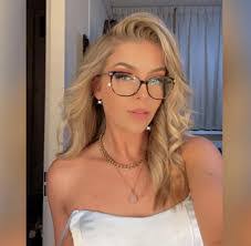 Ashley Zuidema's Instagram, Twitter & Facebook