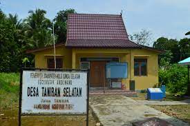 The latest official estimate (for mid 2018) is 235,217. File Kantor Desa Taniran Selatan Hulu Sungai Selatan Jpg Wikimedia Commons