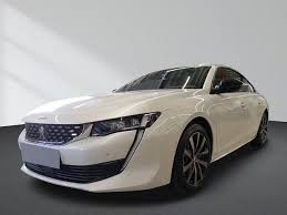 Its structure is more compact and its height reduced. Peugeot 508 Reimport Zum Top Preis Autoland Pocking