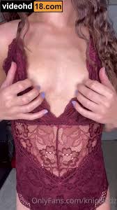 Смотри ▶️ Knicoledz New Video - Teasing Big Boobs Порно Видео | CUMS.