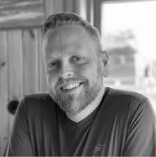 Has anyone experienced an arm collapsing mid flight?