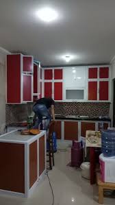 Anda bisa membeli atau buat atau bikin sendiri lemari dapur anda agar pas dan cocok dengan keinginan anda. Jual Promo Po Pak Asa Kitchen Set Alumunium Minimalis Awet Berkualitas Murah Di Lapak Indo Kayan Aluminium Dan Glass Bukalapak