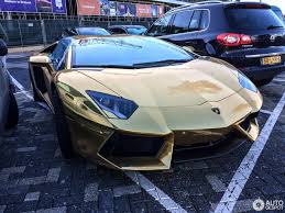 The aventador s expresses unmistakable lamborghini dna, adding even more dynamism, refinement and aggressiveness through its finely honed features. Gold Aventador Isn T How It Should Be