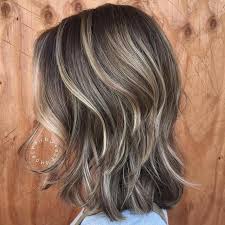 This is a demonstration on how to do blonde highlights over brown hair color all within one. Soft Subtle Blonde Highlights On Dark Brown Hair Thin Hair Haircuts Subtle Blonde Highlights Hairstyles For Thin Hair