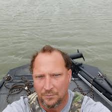 Is jug lining for catfish legal in Maine?