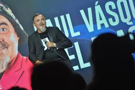 His father is a lead guitar player and his mother is a fine dining chef. Paul Vasquez Ahora Me Van A Acusar Que Estoy Incitando La Violencia Pero No Pidan Hueas No Habra Paz Mientras No Haya Justicia Social