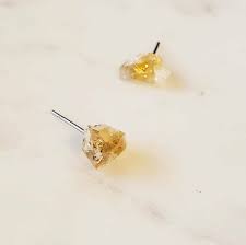 Letenky, zájezdy, jazykové a pracovní pobyty. Uncut Citrine Gemstone Studs Cute Earrings For Sensitive Etsy