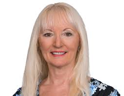 Olga Summers's Instagram, Twitter & Facebook