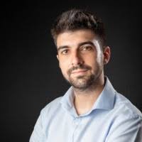 100+ perfiles de «Casado Casado»