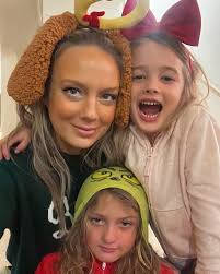 Merry Grinchmas from Max, Cindy Lou Who and The Grinch! #grinch #grinchmas  #party 💗 Cutest party theme from @ashuber @_elisama 🎄🎉