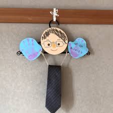 ロンドンオリンピックで 室伏が 銅メダル 取った日｡ (千秋)この店を始めた 親父の 一番の得意料理だったんだ｡ ã‚¢ãƒ—ãƒªæŠ•ç¨¿ çˆ¶ã®æ—¥ ãƒ—ãƒ¬ã‚¼ãƒ³ãƒˆ ä¿è‚²ã‚„å­è‚²ã¦ãŒåºƒãŒã‚‹ éŠã³ ã¨ å­¦ã³ ã®ãƒ—ãƒ©ãƒƒãƒˆãƒ•ã‚©ãƒ¼ãƒ  ã»ã„ãã‚‹