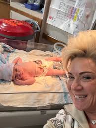 ✨ Through personal life stories, candid humor, and her gift to communicate  with those that have passed on, Theresa delivers healing messages to her  audience. Don't miss Theresa Caputo Live: The Experience,