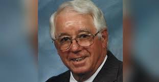 Louis Robey's Instagram, Twitter & Facebook