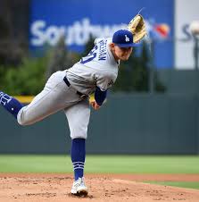 Dodgers starting pitcher on 4 days rest, for first time in 2026