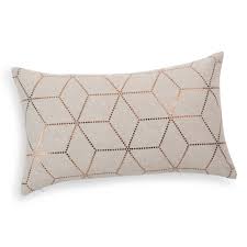 Coussin En Coton Beige Or 30 X 50 Cm Madden Housse De Coussin Coussin Beige Coussin