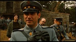 You were redirected here from the unofficial page: Escenas Sobrecogedoras El Capitan Vidal Y La Botella De Cristal De El Laberinto Del Fauno