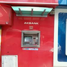 Üç dört kez denememe rağmen işlemimi yapamadım. Photos At Ortakoy Dereboyu Akbank Atm Mecidiye 9 Visitors