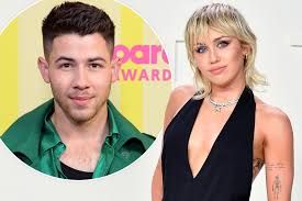 Born destiny hope cyrus, november 23, 1992) is an american singer, songwriter, and actress. Miley Cyrus Posts Pic With Ex Nick Jonas On 7 Things Anniversary