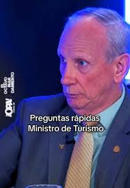 Preguntas Rápidas con William Rodríguez, Ministro de Turismo
