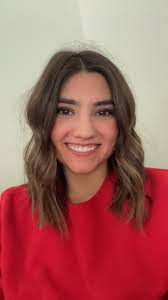 Please make my hair platinum blonde in this picture. Thank you!