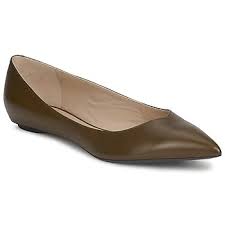 Lo facciamo offrendo i migliori marchi di moda donna: Marc Jacobs Shoes Fast Delivery Spartoo Europe