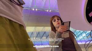 Sexy Italian loved big bulge flash lol - ThisVid.com