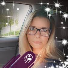 Lisa Cullison's Instagram, Twitter & Facebook