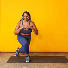 Therefore, when you are performing that since most calisthenics exercises are compound, you get a nice muscle building effect throughout. A Calisthenics Workout That Will Build Strength In Your Entire Body Self