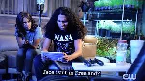 See full list on arrow.fandom.com Black Lightning 3x8 Brandon Loses His Temper Youtube