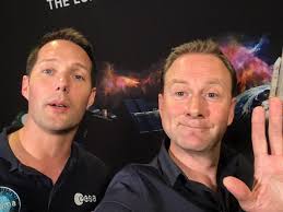 David Lefort в X: „On vous prépare des surprises pour la fin du mois de  juillet...et les 50 ans des premiers pas de l'Humanité sur la Lune ...#ESA  #SIAE2019 ⁦@Thom_astro⁩ Merci Thomas !