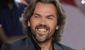 Everytime Hayden shows up, all i can see is Aymeric Caron (he's a french  politician