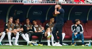 De fait, lorsqu'elles croient en avoir, elles s'en repentent souvent après ce choix, si la domination économique de l'allemagne s'enracinait, les rêves politiques français d'europe puissance s'envolaient. Allemagne La Liste Des 23 Avec Deux Parisiens