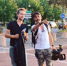 See more of cyril féraud on facebook. Cyril Feraud On Twitter Tristesse Immense La Famille De Lacarteauxtresors Est En Deuil Carlos Notre Realisateur S Est Envole Doux Gentil Talentueux On Ne Pouvait Que L Aimer Immense Pensee Pour Sa Fille