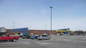 Best Buy Roseville Mn Moved Into A New Store Next To The Flickr