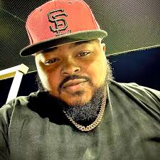 Husband receives 3-day BBQ cooking class as a gift from his wife