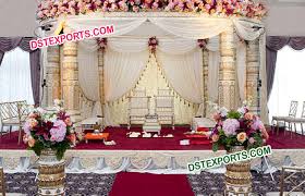 Of course, the curtain of tuberoses that frame the stage add to the indian. South Indian Wedding Mandap