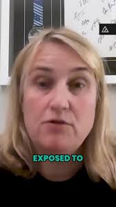 Megan Rapinoe talks with #uswnt coach about players today #wnba #wbb  #wnbabasketball #PlayOn #everythingsports #everythinwnba #everythingwbb  #allthingswbb #allthingsw #everythingwomensports ...