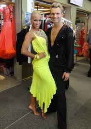 Musste garbuzov doch kurzfristig für seinen verletzten kollegen ilia russo einspringen. Interview Mit Kathrin Menzinger Und Vadim Garbuzov Tanzsportler Und Dancing Stars Beim Orf
