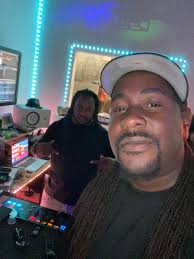 Last Night Was Epic!!!! Salute 🫡 To Ayesha Moore E Jilla Beats and Felice  Kirschbaum-Schlessinger and Salute 🫡 to each and every artist that hit the  stage!!!! Chicago Stand Up!!! #viral #trending #