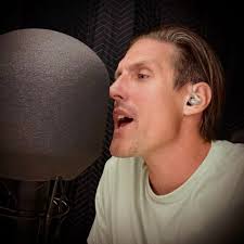 Hi, friends! In searching for Easter songs, I found the song "Christus  Victor" by Marcus Rempel. It looks perfect from the lyrics, but I can't  find the tune or chords. Does anybody